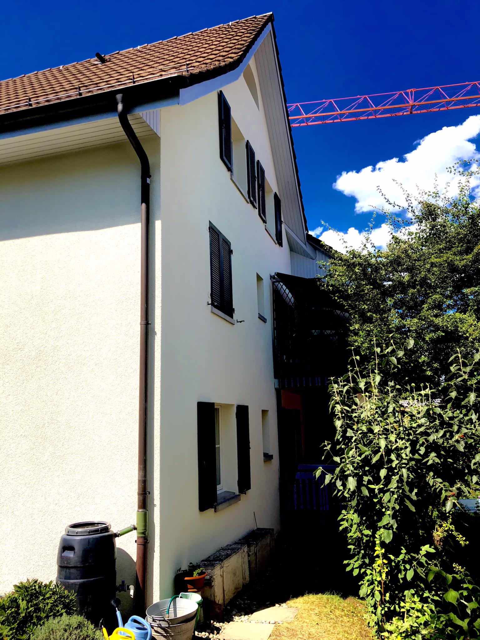 Neue Fassade Horgen – Pitturama Malergeschäft Zürichsee